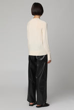 Load image into Gallery viewer, Crew-neck wool sweater
