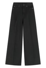Load image into Gallery viewer, Wide-leg jeans
