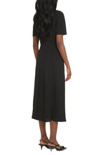 Carica l&#39;immagine nel visualizzatore di Gallery, Abito in crêpe
