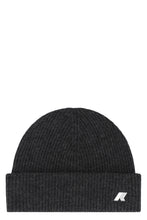Carica l'immagine nel visualizzatore di Gallery, Cappello in maglia di lana
