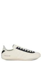 Load image into Gallery viewer, Minimalist sneakers
