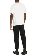 Carica l'immagine nel visualizzatore di Gallery, T-shirt in cotone con patch
