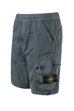 Load image into Gallery viewer, Techno fabric bermuda-shorts

