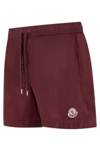 Carica l'immagine nel visualizzatore di Gallery, Shorts da mare con patch logo
