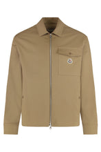 Carica l'immagine nel visualizzatore di Gallery, Overshirt in gabardine di misto cotone
