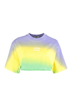 Carica l'immagine nel visualizzatore di Gallery, T-shirt crop con logo
