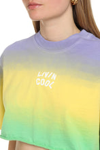 Carica l'immagine nel visualizzatore di Gallery, T-shirt crop con logo
