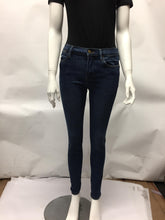Carica l'immagine nel visualizzatore di Gallery, Jeans skinny a 5-tasche
