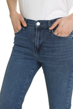 Carica l'immagine nel visualizzatore di Gallery, Jeans straight leg a 5 tasche

