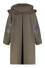 Carica l'immagine nel visualizzatore di Gallery, Barbour x GANNI - Parka impermeabile

