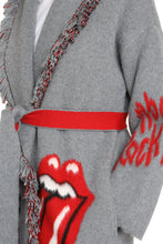 Carica l'immagine nel visualizzatore di Gallery, Cardigan Tongue &amp; Lips in lana vergine
