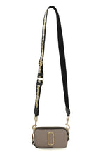 Load image into Gallery viewer, Snapshot leather shoulder bag
