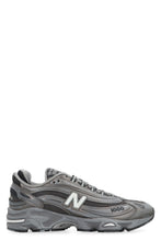 Carica l'immagine nel visualizzatore di Gallery, Sneakers low-top 1000
