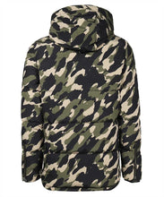 Carica l'immagine nel visualizzatore di Gallery, Piumino Camo con cappuccio
