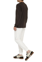 Carica l'immagine nel visualizzatore di Gallery, T-shirt Vicar a maniche lunghe in cotone

