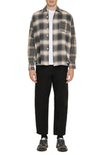 Carica l'immagine nel visualizzatore di Gallery, Overshirt Above in cotone
