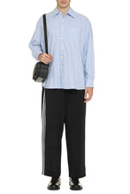 Carica l'immagine nel visualizzatore di Gallery, Camicia Borrowed in cotone oxford
