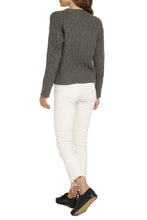Carica l'immagine nel visualizzatore di Gallery, Pullover in maglia a trecce
