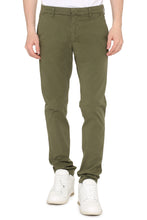 Carica l'immagine nel visualizzatore di Gallery, Pantaloni chino in cotone stretch
