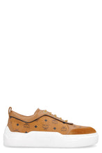 Load image into Gallery viewer, Skyward low-top sneakers
