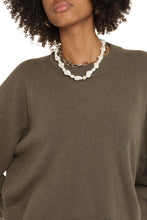 Carica l'immagine nel visualizzatore di Gallery, Maglione oversize in lana e cachemire
