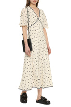 Load image into Gallery viewer, Printed silk dress
