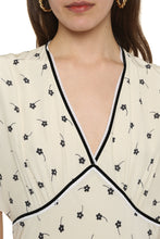 Load image into Gallery viewer, Printed silk dress
