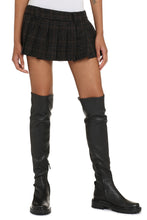 Load image into Gallery viewer, Pleated mini skirt
