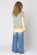 Load image into Gallery viewer, Set of three cotton t-shirts
