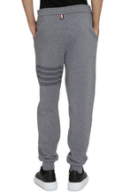 Carica l'immagine nel visualizzatore di Gallery, Track-pants in lana vergine
