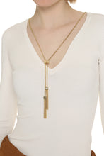 Carica l'immagine nel visualizzatore di Gallery, Pullover a costine con scollo a V
