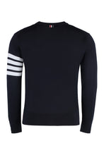 Carica l'immagine nel visualizzatore di Gallery, Pullover in lana con manica a righe
