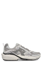 Carica l'immagine nel visualizzatore di Gallery, Sneakers low-top Storm Runner in tessuto
