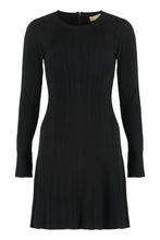 Carica l&#39;immagine nel visualizzatore di Gallery, Abito in maglia a costine
