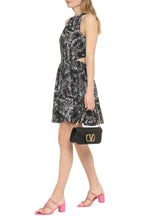 Carica l&#39;immagine nel visualizzatore di Gallery, Abito in cotone stampato
