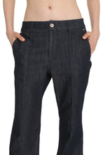 Carica l'immagine nel visualizzatore di Gallery, Jeans bootcut

