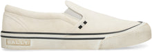 Carica l'immagine nel visualizzatore di Gallery, Sneakers slip-on in suede
