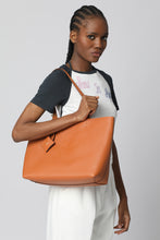 Carica l'immagine nel visualizzatore di Gallery, Shopping-bag Himmel in pelle
