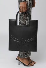 Carica l'immagine nel visualizzatore di Gallery, Tote bag Aren in pelle
