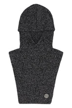 Load image into Gallery viewer, Scarf with hood in knit
