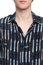 Carica l'immagine nel visualizzatore di Gallery, Camicia in seta a righe
