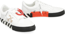 Carica l'immagine nel visualizzatore di Gallery, Sneakers low-top Vulcanized in tessuto

