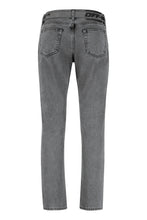 Carica l'immagine nel visualizzatore di Gallery, Jeans skinny con cintura
