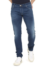 Carica l'immagine nel visualizzatore di Gallery, Jeans straight leg a 5 tasche

