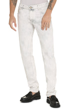Carica l'immagine nel visualizzatore di Gallery, Jeans slim fit Orvieto
