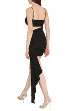 Carica l&#39;immagine nel visualizzatore di Gallery, Abito in crêpe
