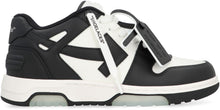 Carica l'immagine nel visualizzatore di Gallery, Sneakers low-top Out Of Office in pelle
