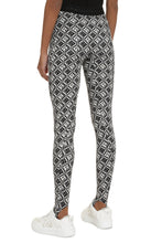Carica l'immagine nel visualizzatore di Gallery, Leggings in tessuto tecnico
