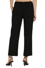 Load image into Gallery viewer, Wool cropped trousers
