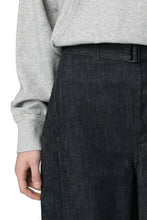 Carica l'immagine nel visualizzatore di Gallery, Jeans straight leg a vita alta

